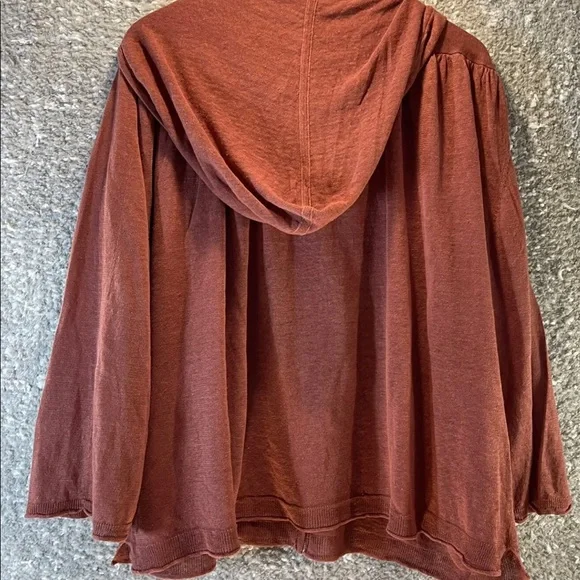 Wrap London Knit Linen Hoodie Chili - Picture 4 of 9